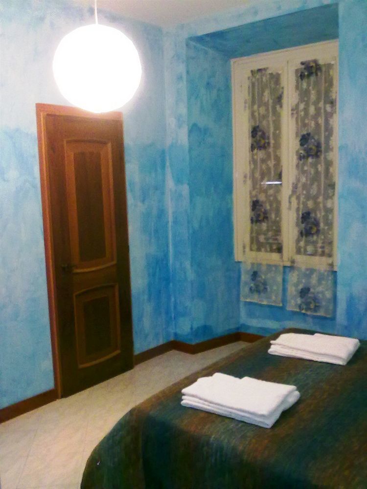 Gigi Holiday Rooms Rom Exterior foto